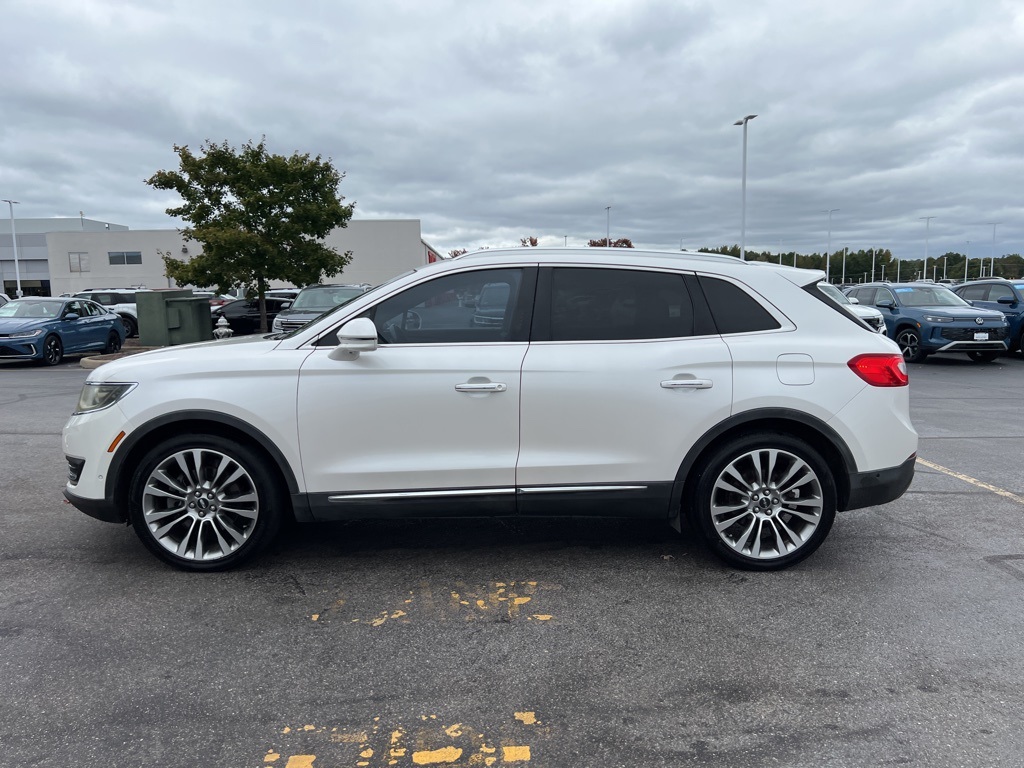2016 Lincoln MKX Reserve photo 3