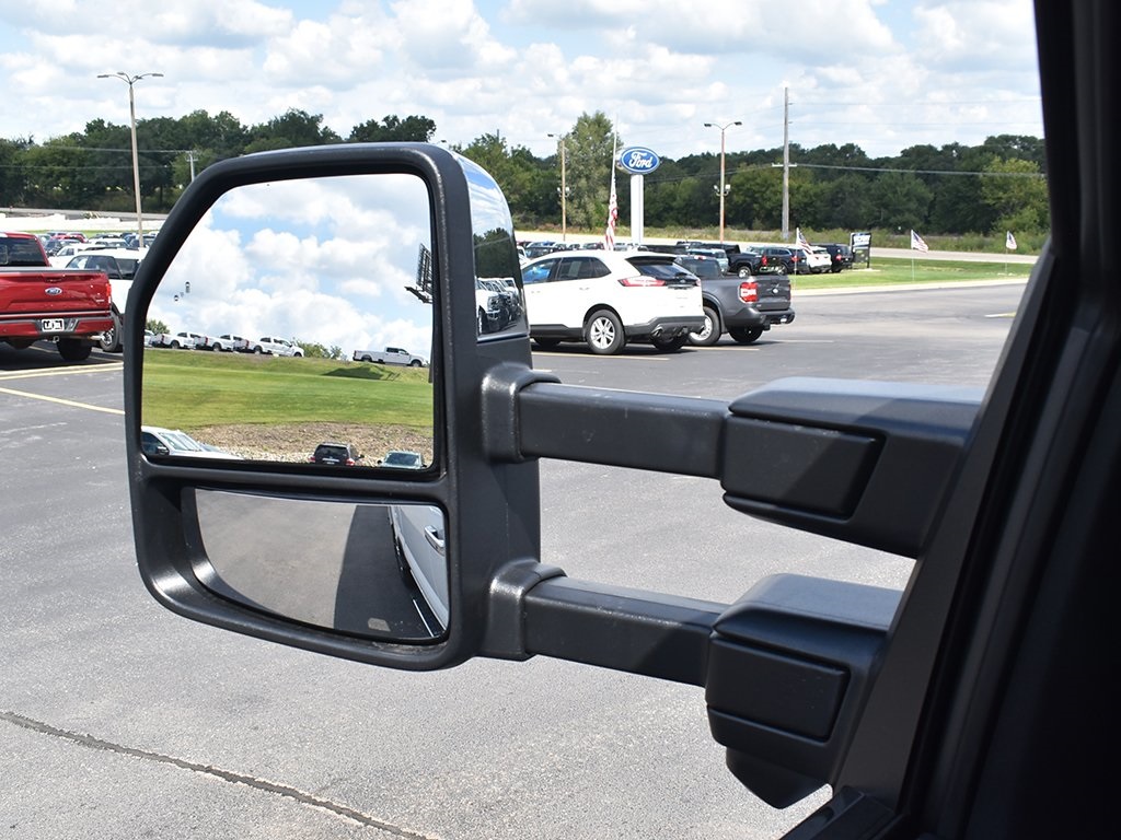 2026 Ford F-250 Lariat photo 31