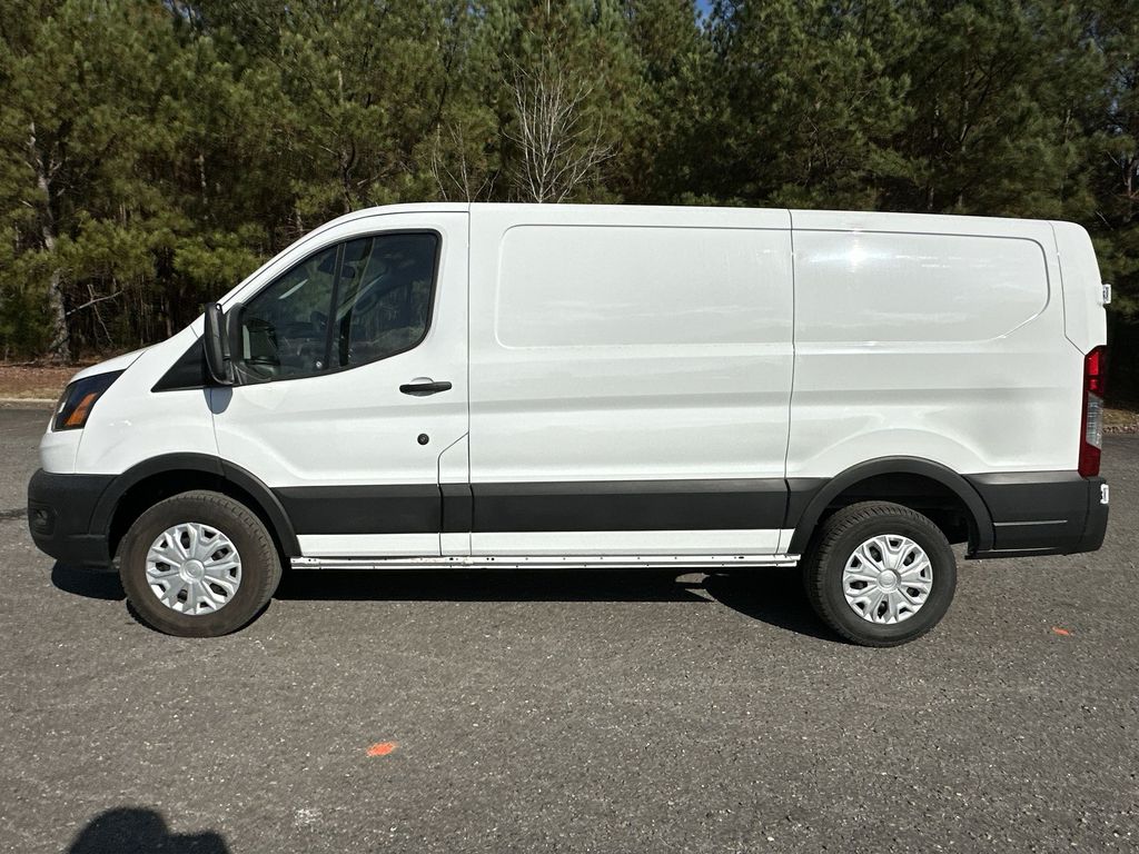 2024 Ford Transit photo 3