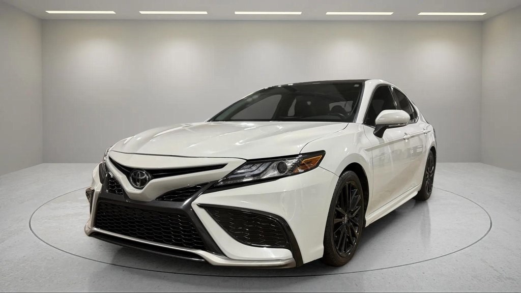 2022 Toyota Camry XSE's photo