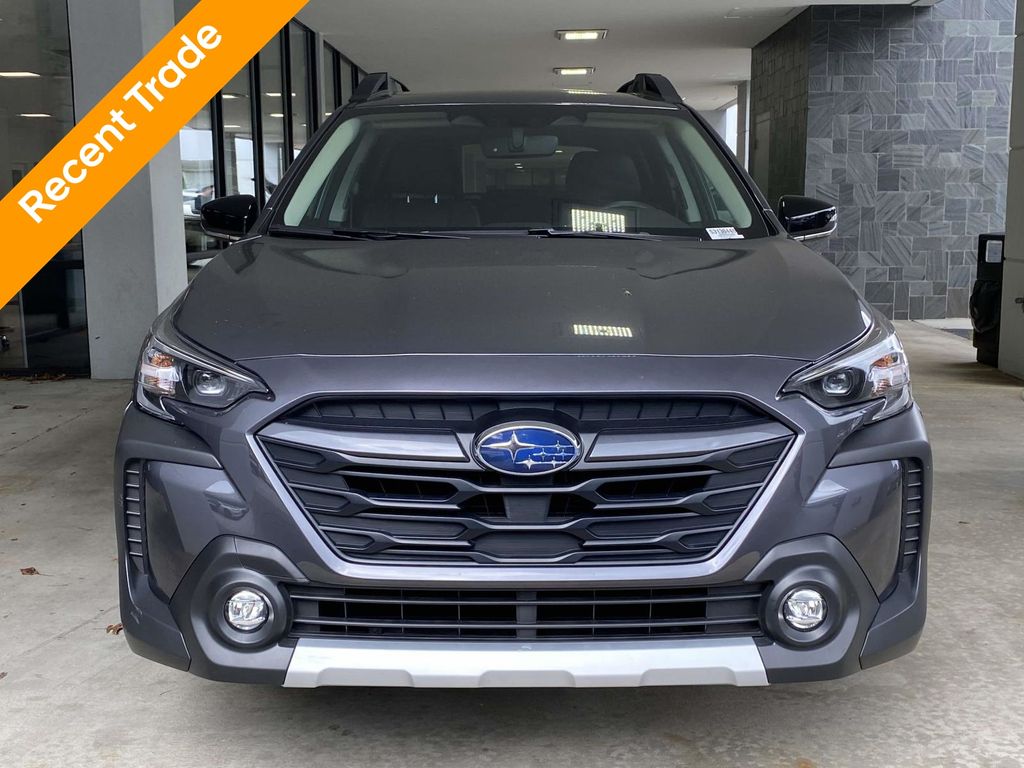 2025 Subaru Outback Limited photo 2