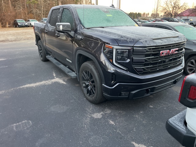2023 GMC Sierra Base's photo