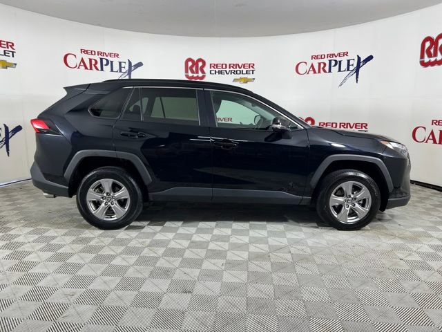 2024 Toyota RAV4 XLE photo 7