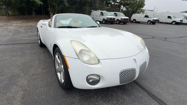Used 2007 Pontiac Solstice Base with VIN 1G2MB35B07Y140363 for sale in Painesville, OH