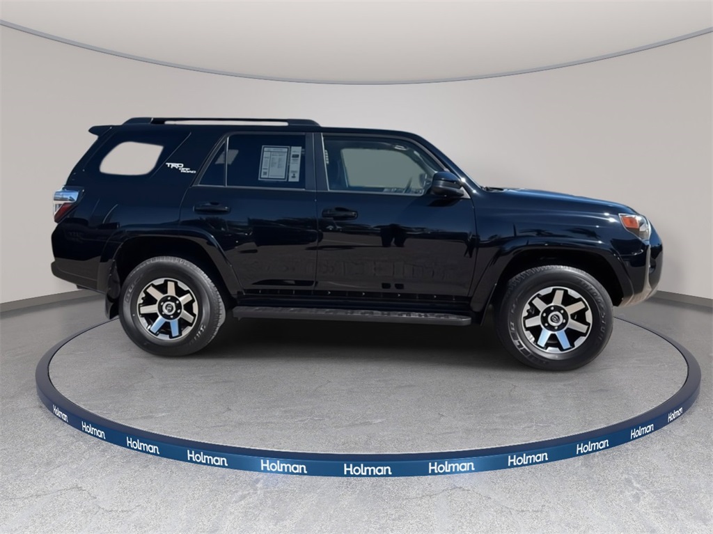 2024 Toyota 4Runner TRD Off-Road 4WD photo 3
