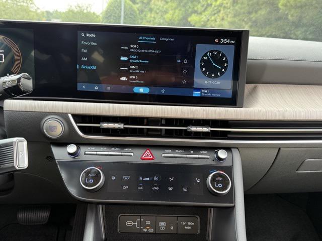 2025 Hyundai Sonata Hybrid SEL photo 17