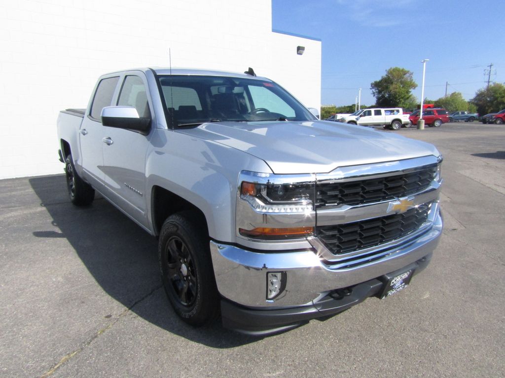 2016 Chevrolet Silverado 1500 LT photo 10