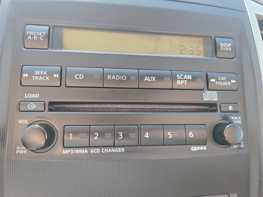 2012 Nissan Frontier PRO-4X photo 15