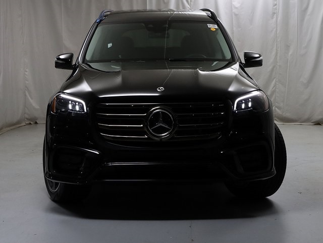 2026 Mercedes Benz GLS 450 4MATIC photo 5