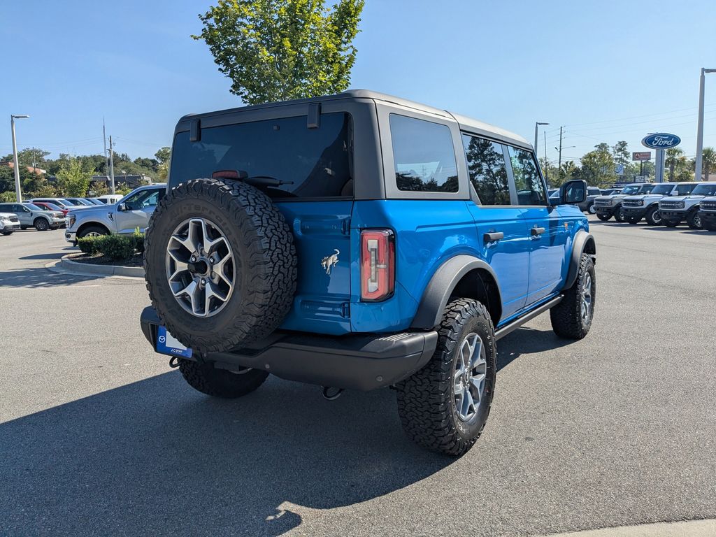 2025 Ford Bronco Badlands photo 3