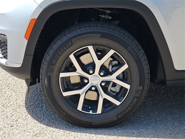 2025 Jeep Grand Cherokee Limited photo 9