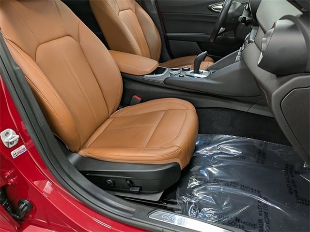 2022 Alfa Romeo Giulia Ti photo 28