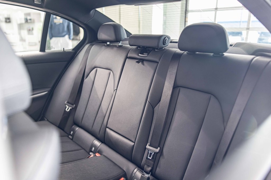 2020 BMW 330I - Image 32