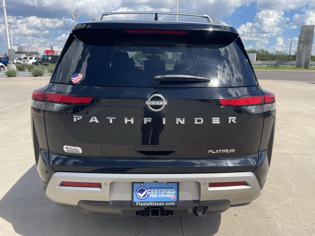 2022 Nissan Pathfinder Platinum photo 4