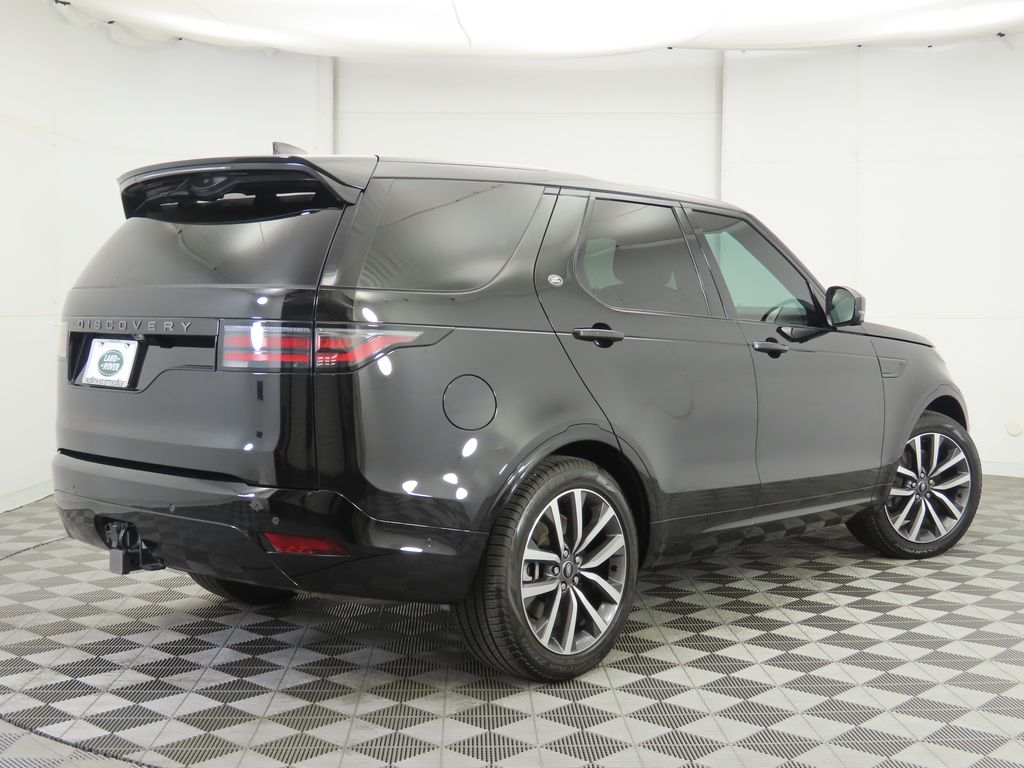 2024 Land Rover Discovery SE photo 2