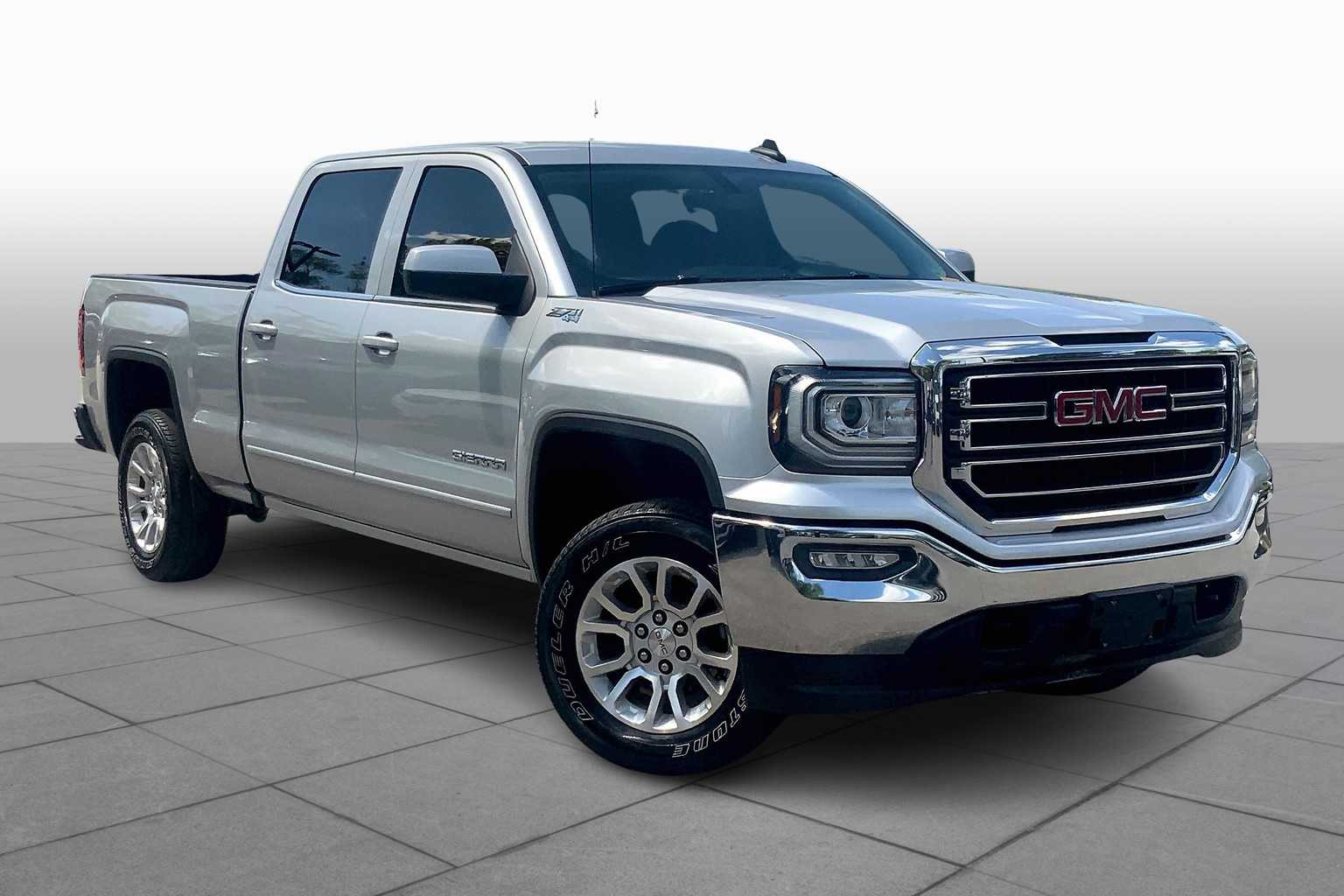 Used 2017 GMC Sierra 1500 SLE with VIN 3GTU2MEC2HG359282 for sale in Kansas City