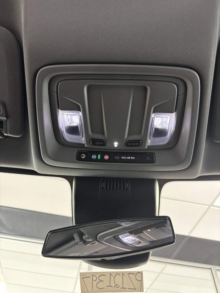 2023 Chevrolet Silverado 1500 LT photo 12