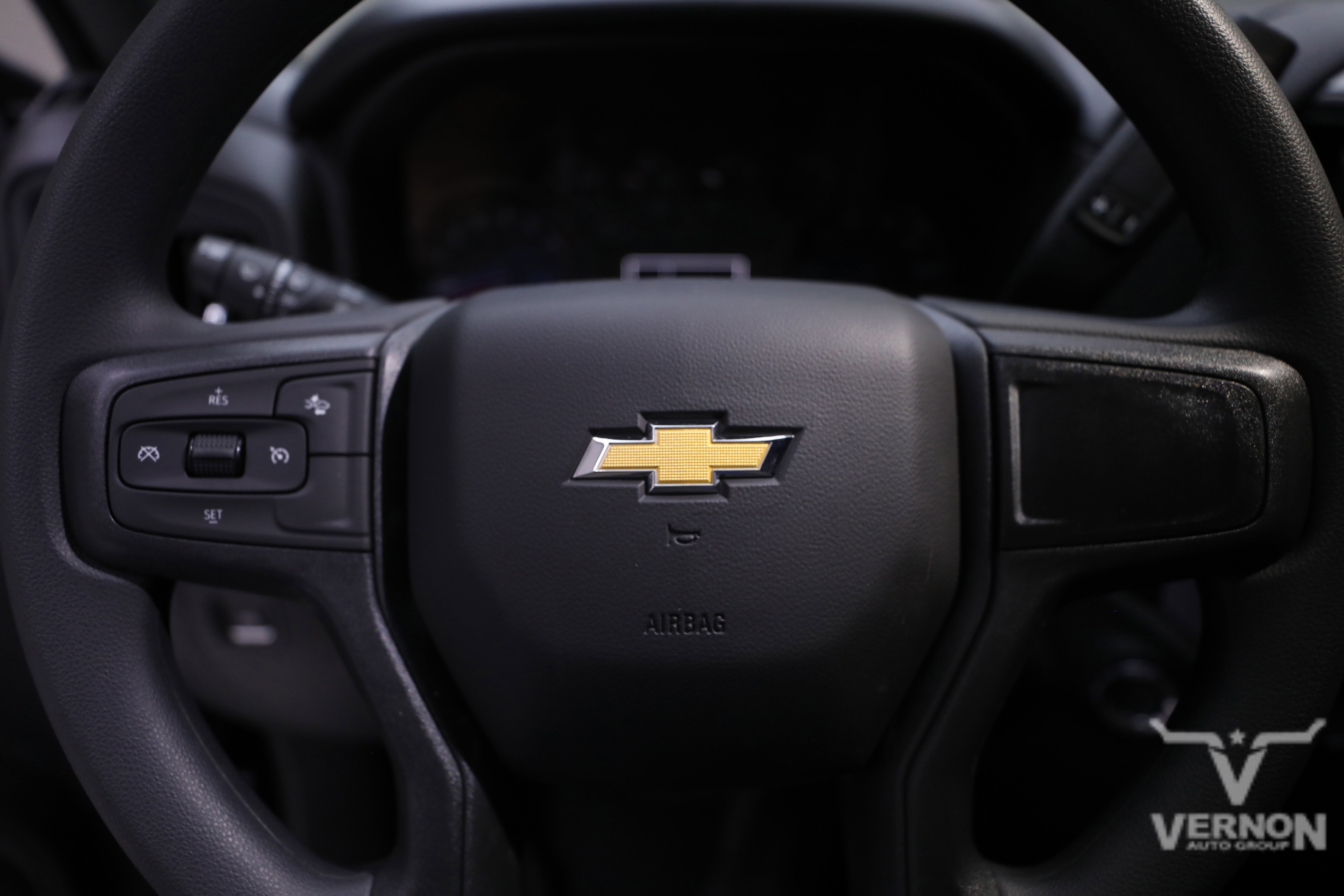 2026 Chevrolet Silverado 1500 Custom photo 3