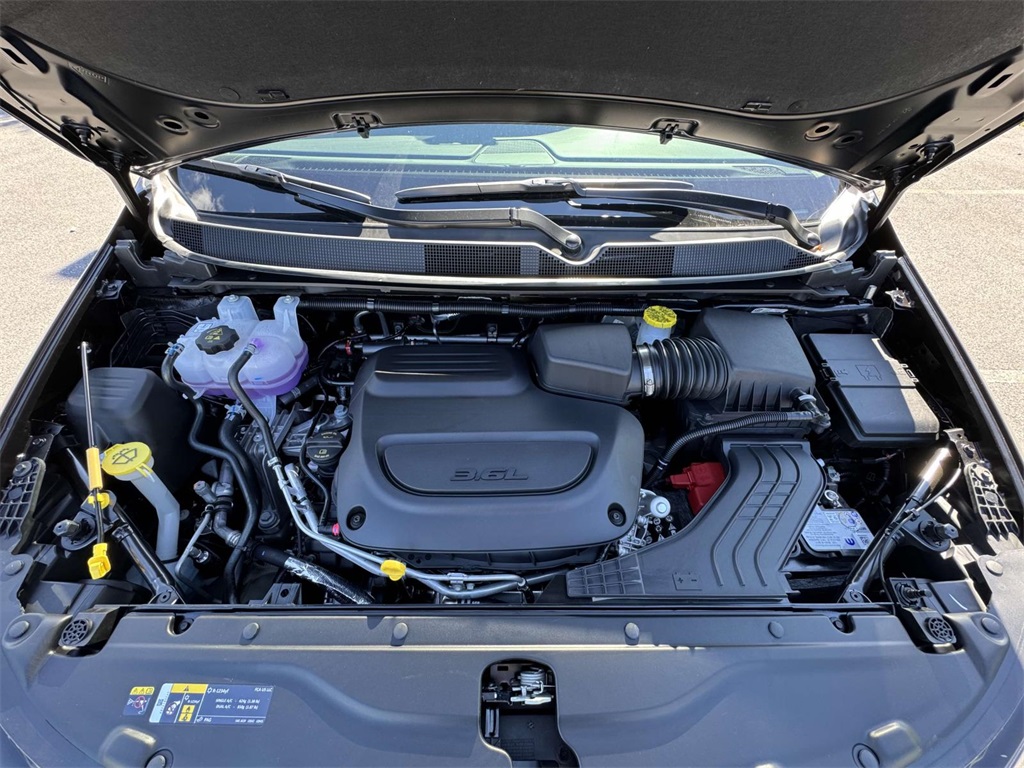 2026 Chrysler Voyager LX photo 12