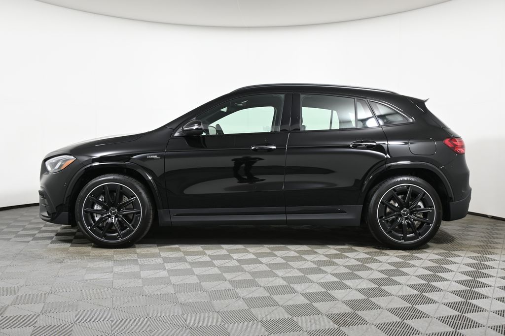 2025 Mercedes Benz GLA AMG 35 4MATIC photo 2