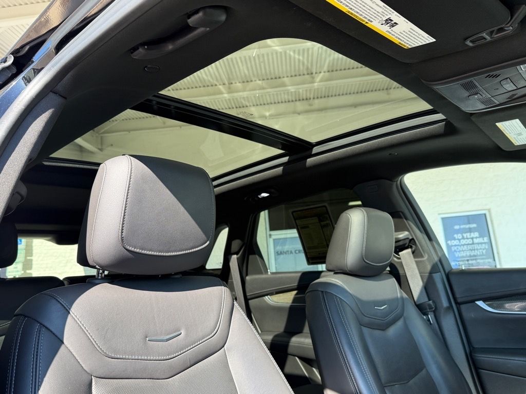 2021 Cadillac XT5 Sport photo 5
