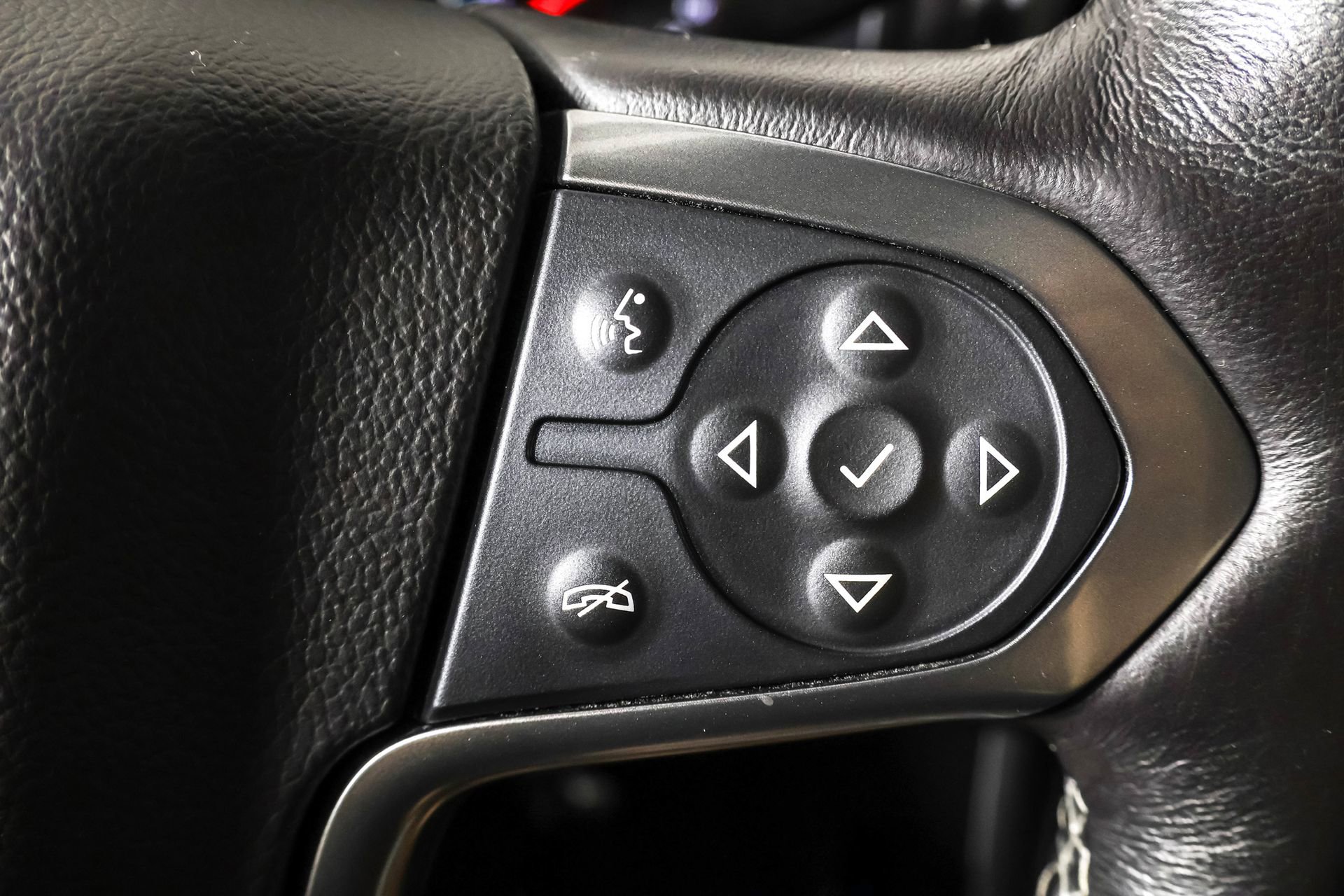 2016 Chevrolet Silverado 1500 LTZ photo 19