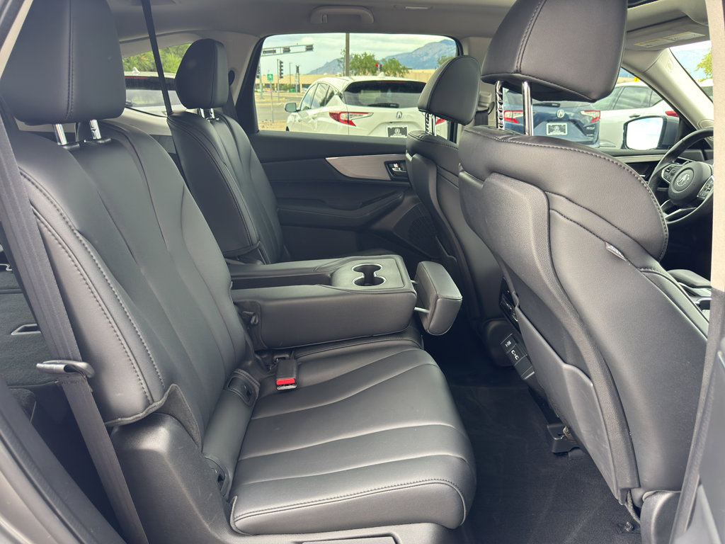 2023 Acura MDX SH-AWD photo 16