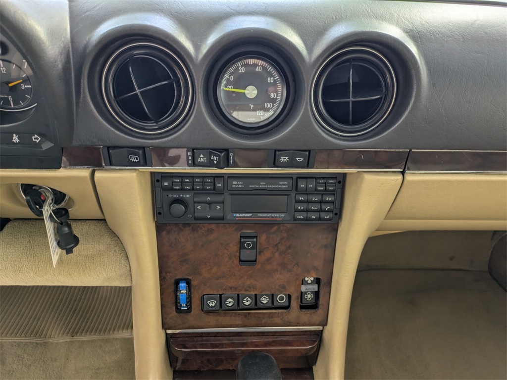 1989 Mercedes Benz 500 photo 14