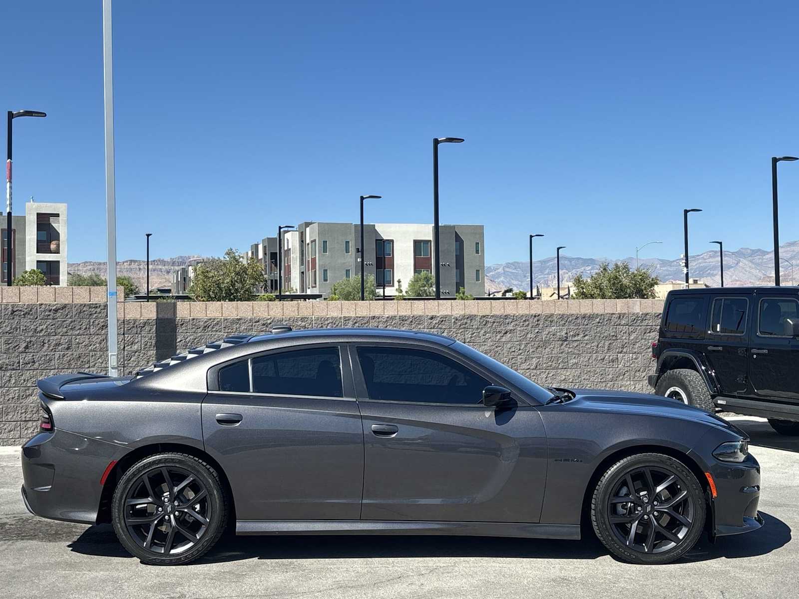 2022 Dodge Charger R/T photo 10