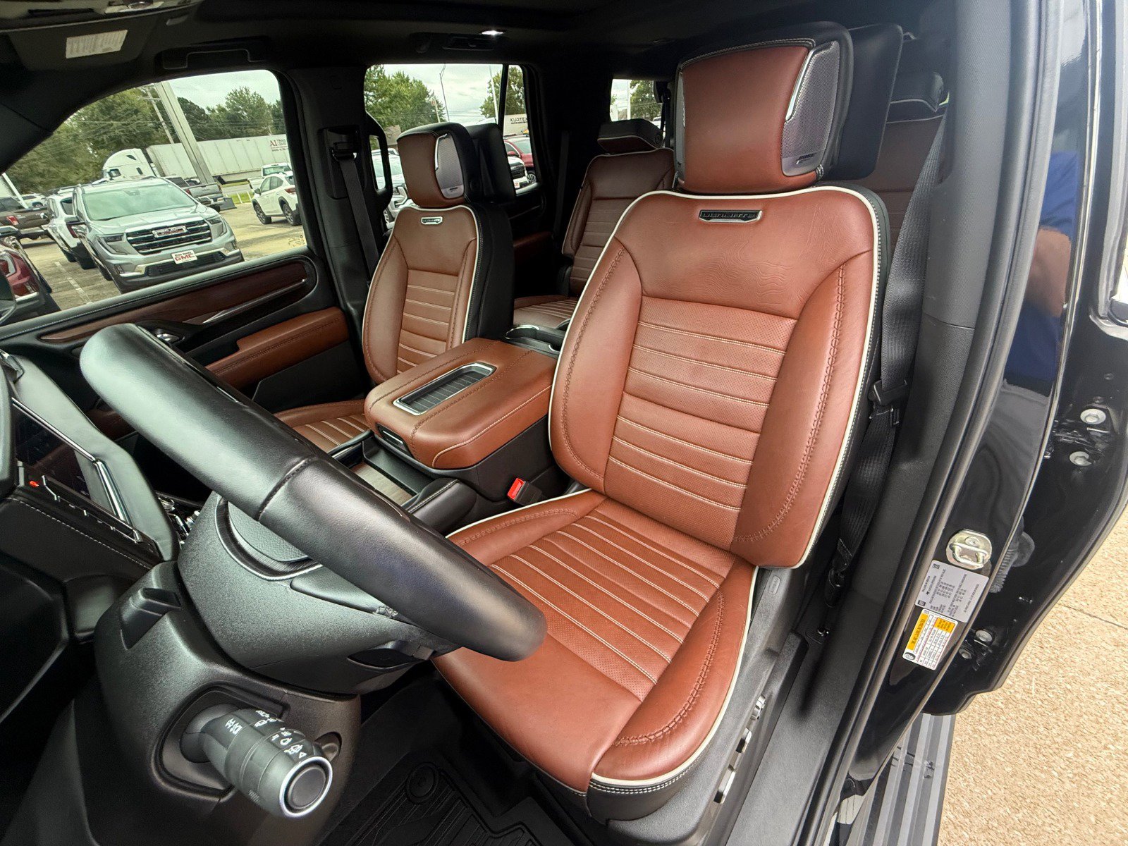 2023 Gmc Yukon Denali Ultimate photo 8