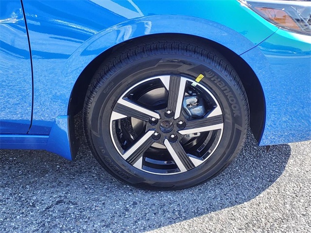 2025 Nissan Sentra SV photo 4