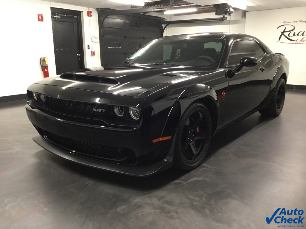 2018 Dodge Challenger SRT8 photo 5