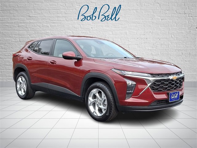 2024 Chevrolet Trax LS's photo