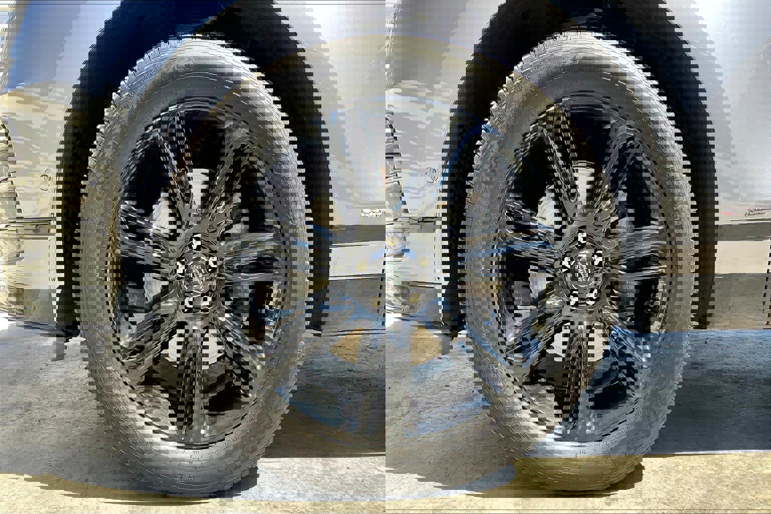 2021 Land Rover Range Rover Velar R-Dynamic S photo 7