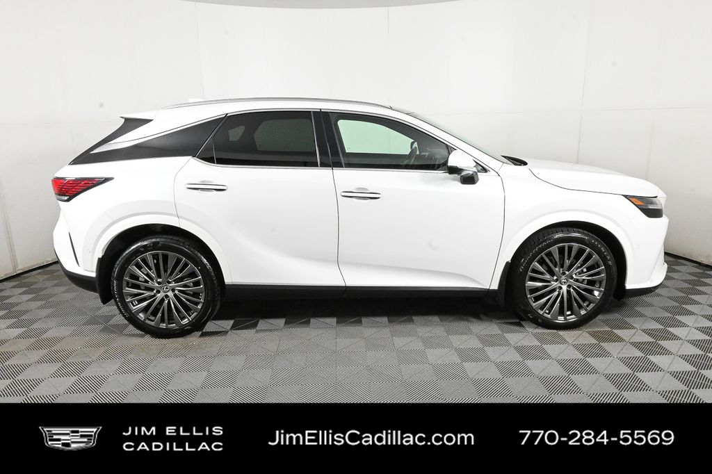 2024 Lexus RX Luxury photo 26