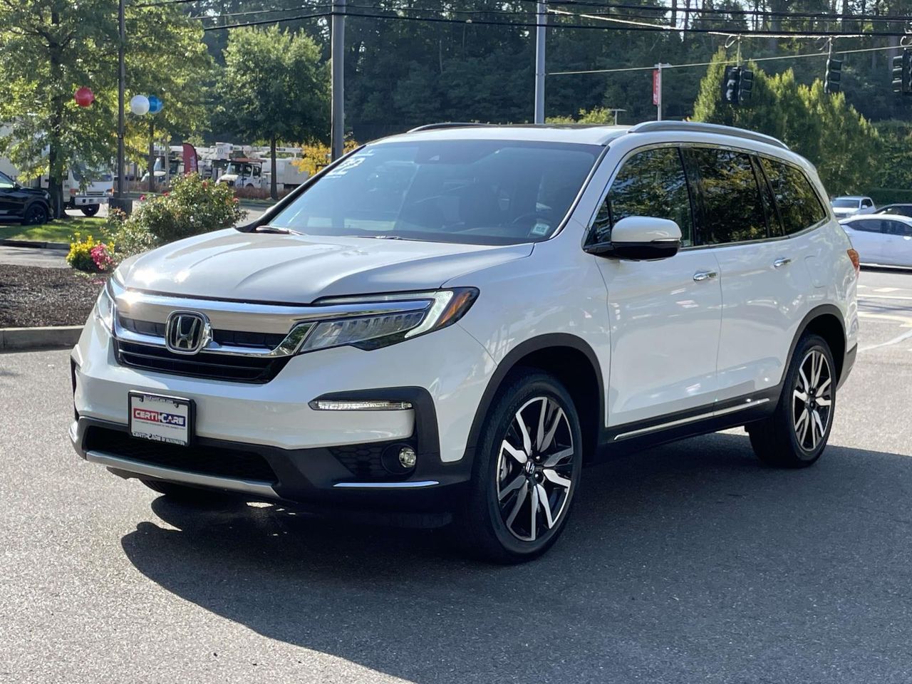 2022 Honda Pilot Touring photo 2