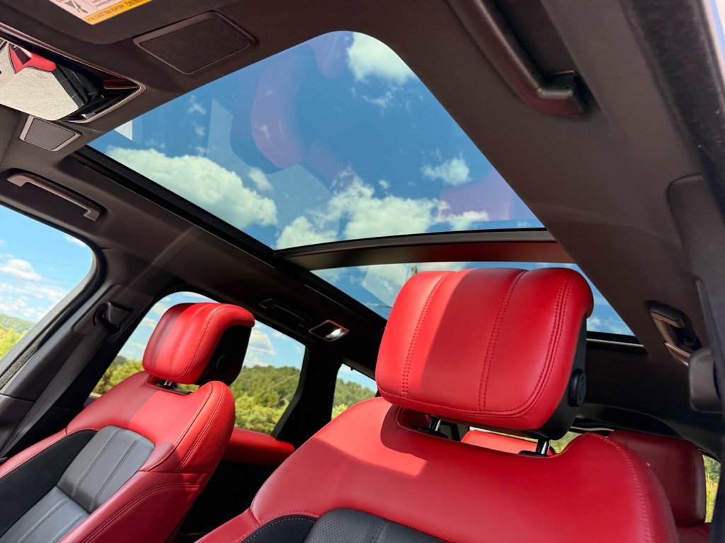 2020 Land Rover Range Rover Sport HST photo 12