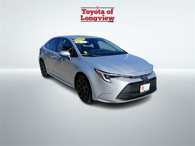 2024 Toyota Corolla LE's photo