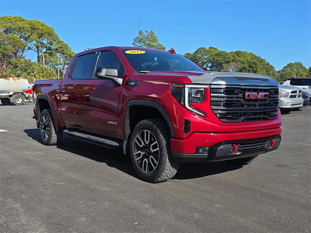 2023 GMC Sierra 1500 AT4's photo