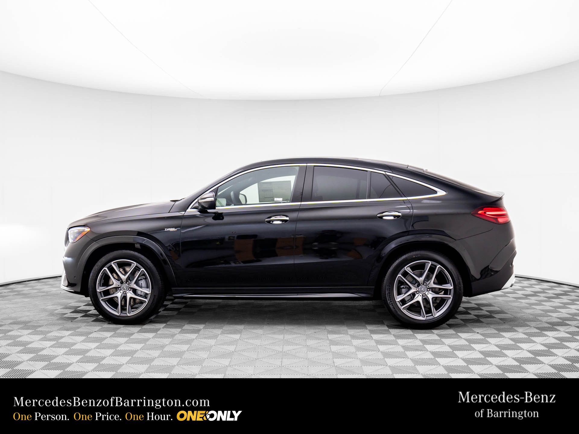 2025 Mercedes Benz GLE 53 AMG 4MATIC photo 2
