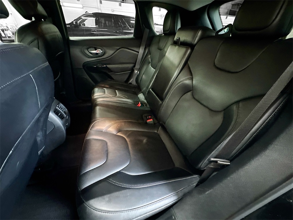 2023 Jeep Cherokee Altitude photo 15