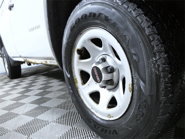 Used 2015 GMC Sierra 1500 1SA with VIN 1GTN1TECXFZ906510 for sale in Apple Valley, Minnesota