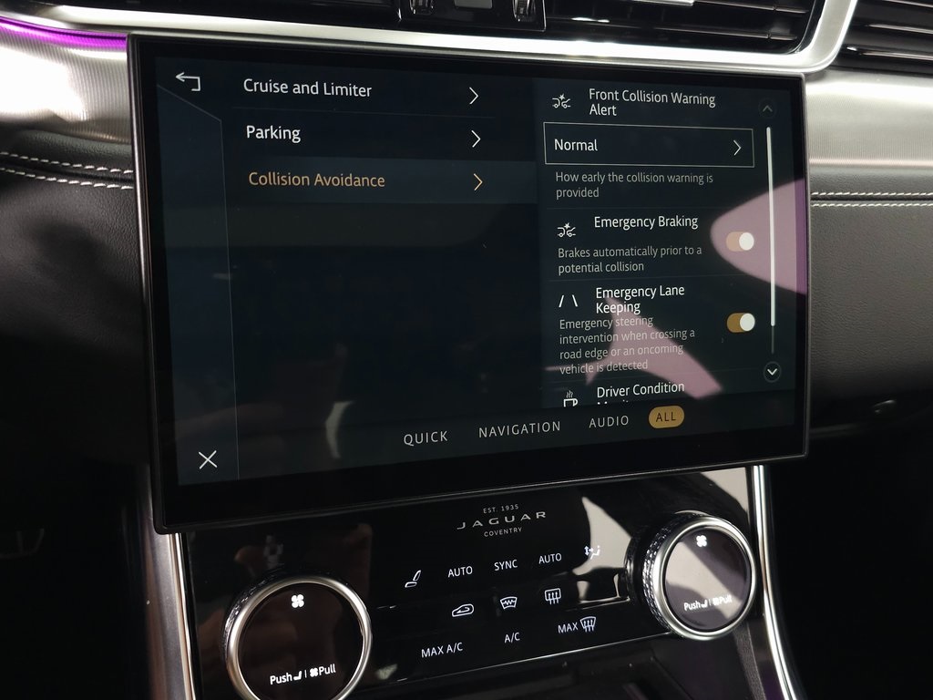 2022 Jaguar XF R-Dynamic SE photo 25