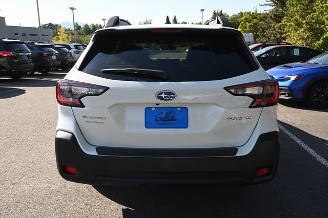 2025 Subaru Outback Premium photo 3