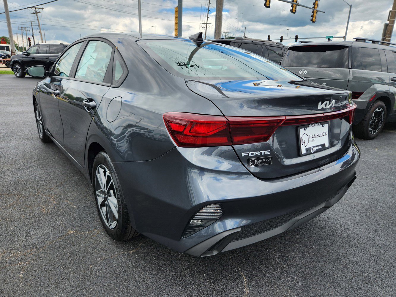 2024 Kia Forte LXS photo 7
