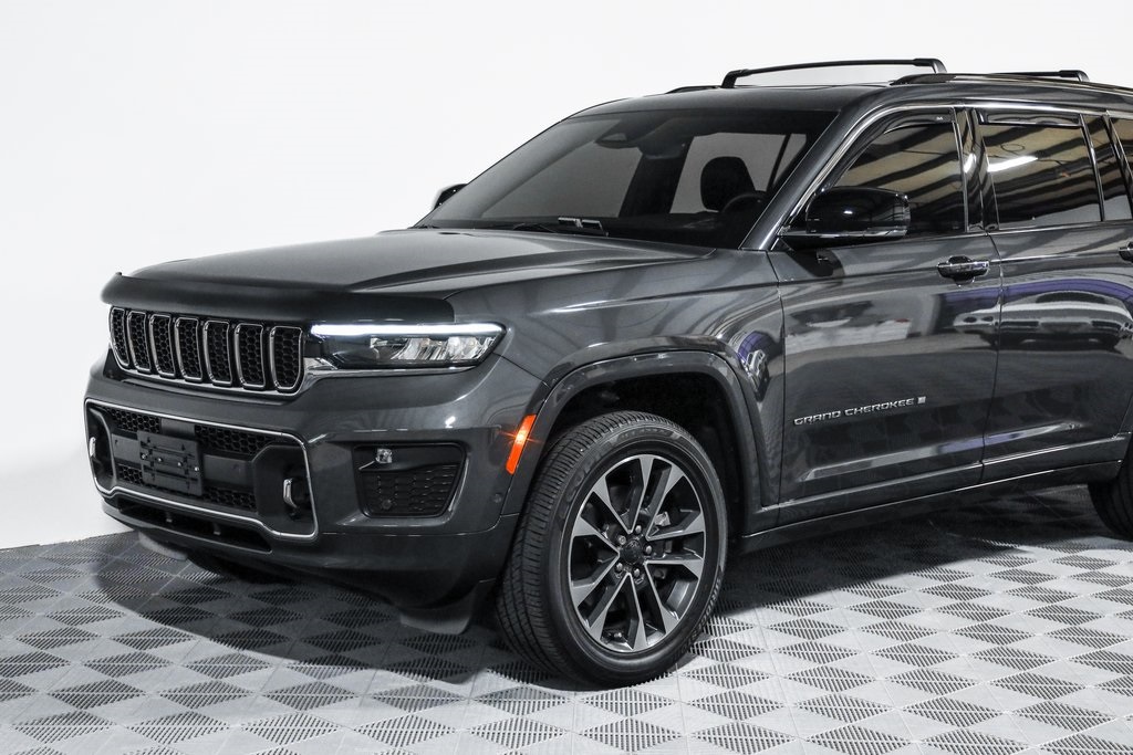 2022 Jeep Grand Cherokee Overland photo 19