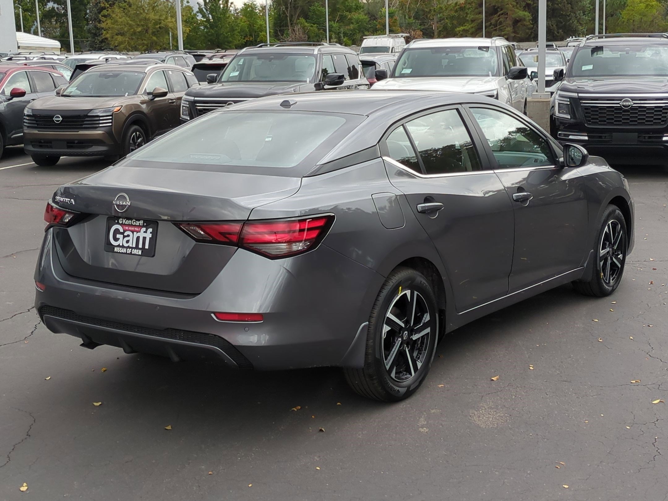 2025 Nissan Sentra SV photo 3