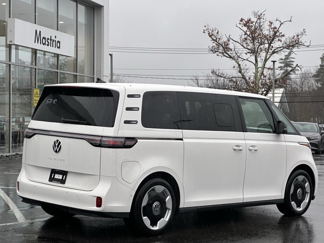 2025 Volkswagen ID. Buzz Pro S photo 2
