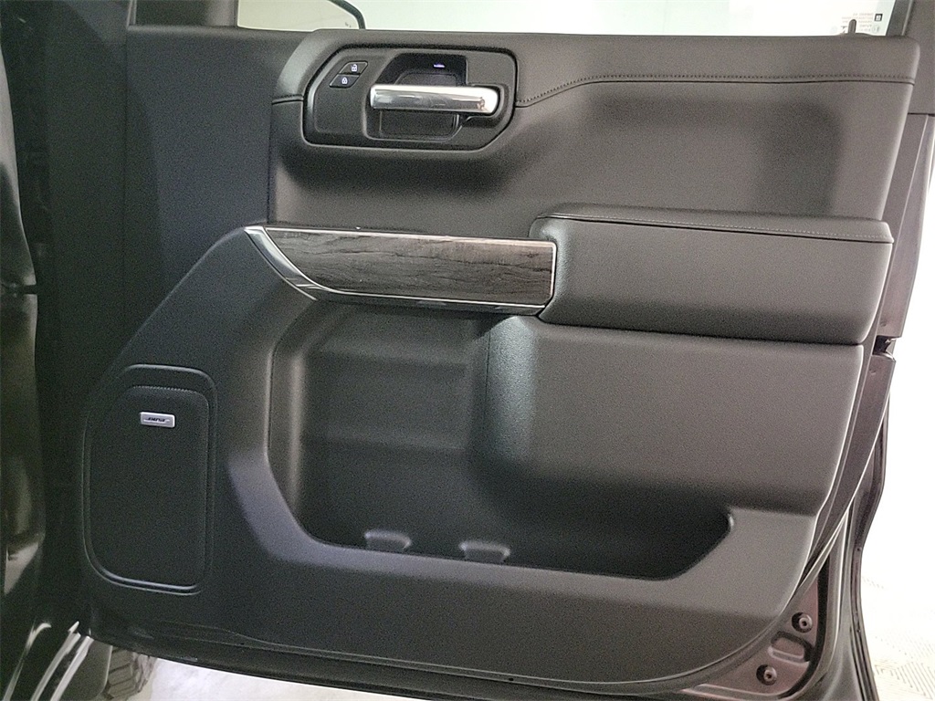 2019 CHEVROLET SILVERADO - Image 24