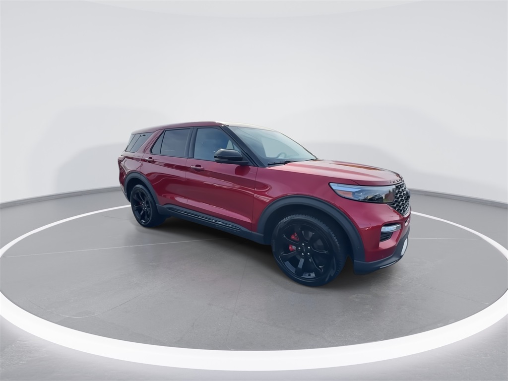2021 Ford Explorer ST photo 2